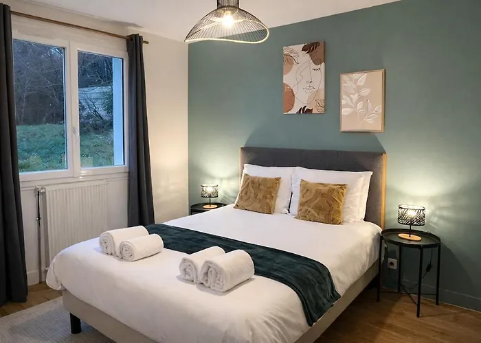 Grand - Wifi -parking - Tramway 1 Min דירה טור