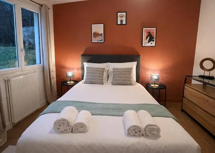 Grand - Wifi -parking - Tramway 1 Min דירה טור