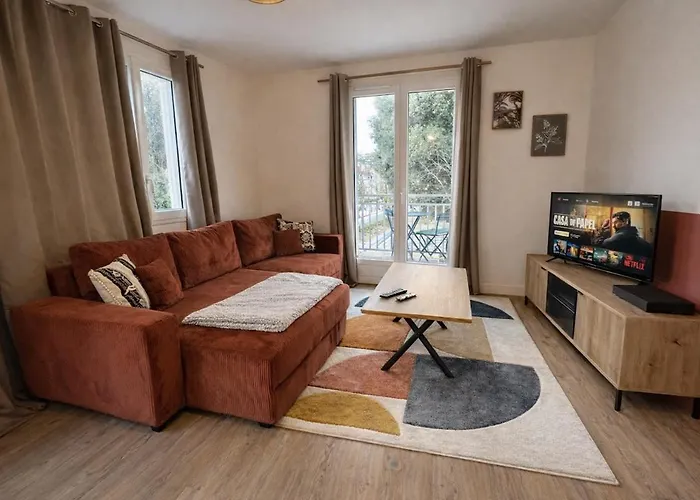 Grand - Wifi -parking - Tramway 1 Min דירה